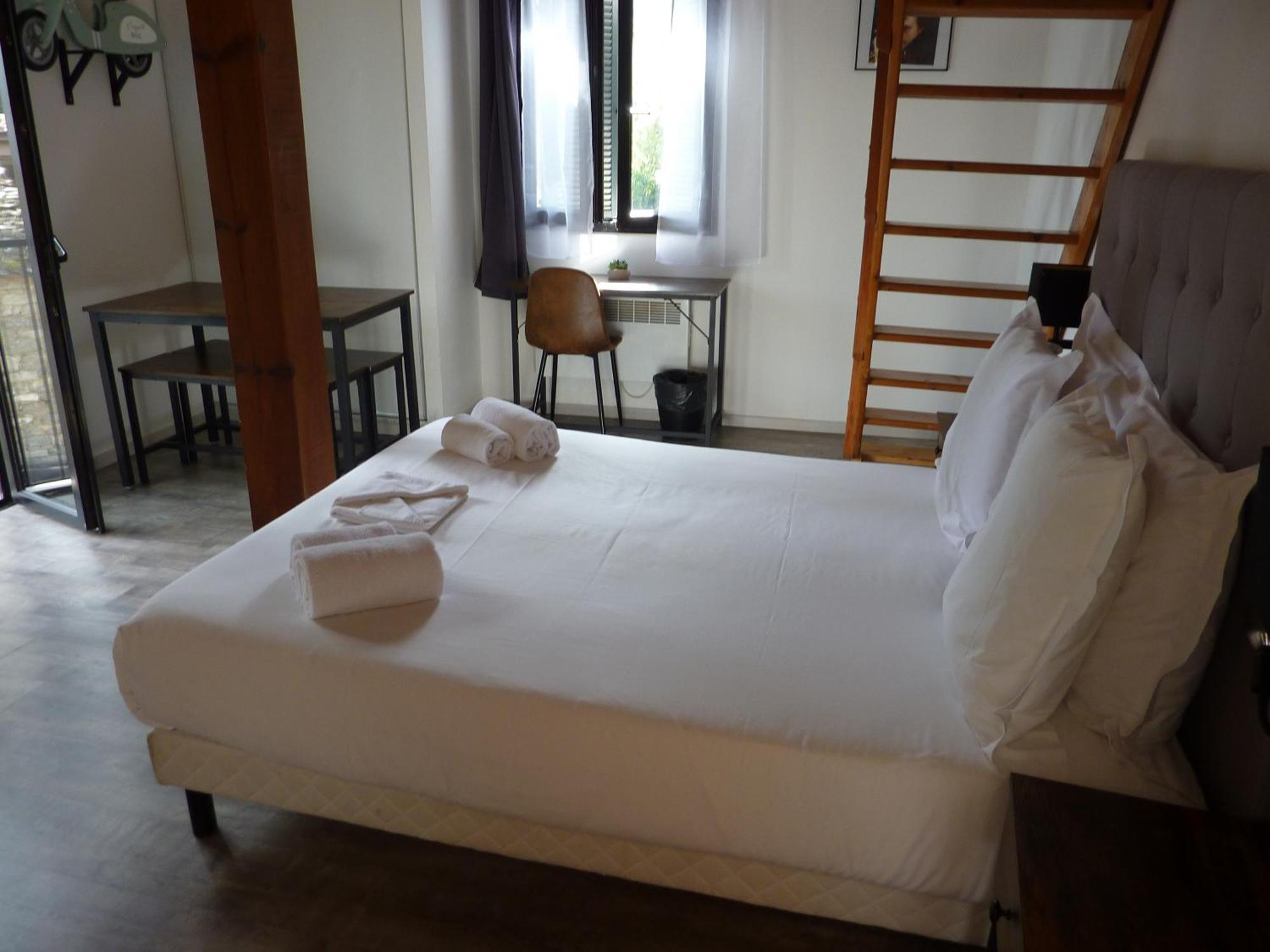 Apparts' Hotel Casa Di A Restonica Corte  Bagian luar foto